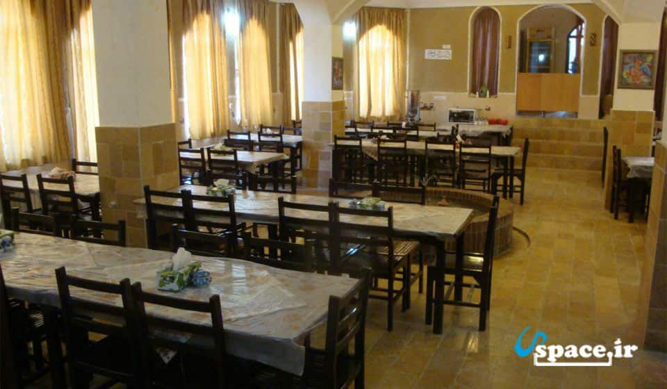 رستوران هتل سنتی یه تا - خور - اصفهان
